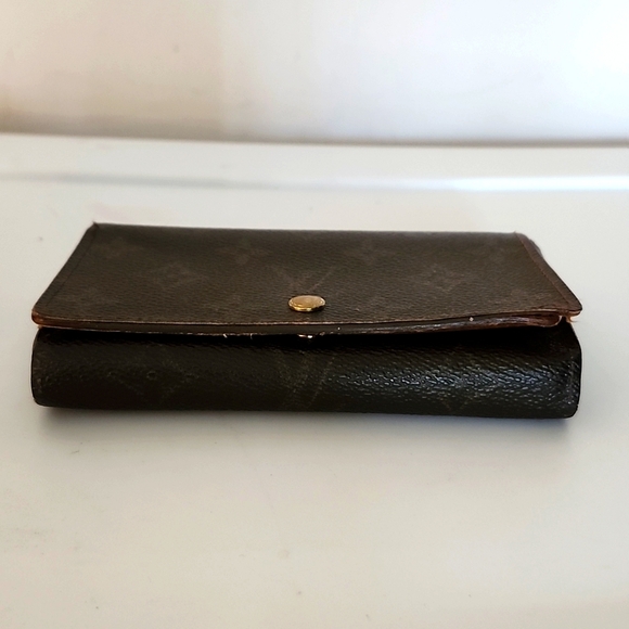 LV Mono Snap Wallet - Picture 6 of 9